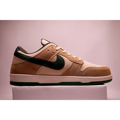 Nike SB Dunk Low Pro Albino & Preto
