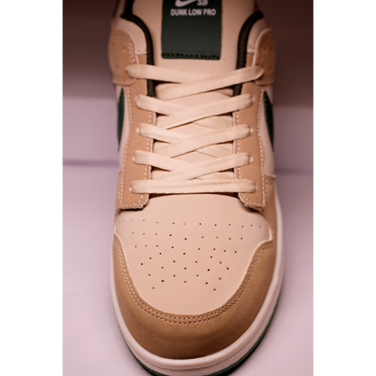 Nike SB Dunk Low Pro Albino & Preto