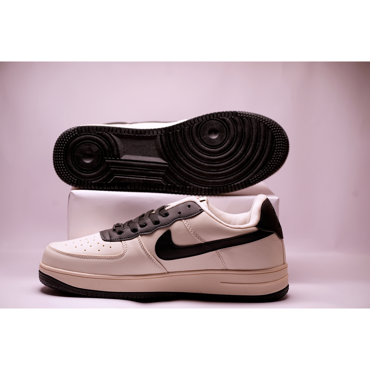 Nike Air Force 1 Lv8 Phantom
