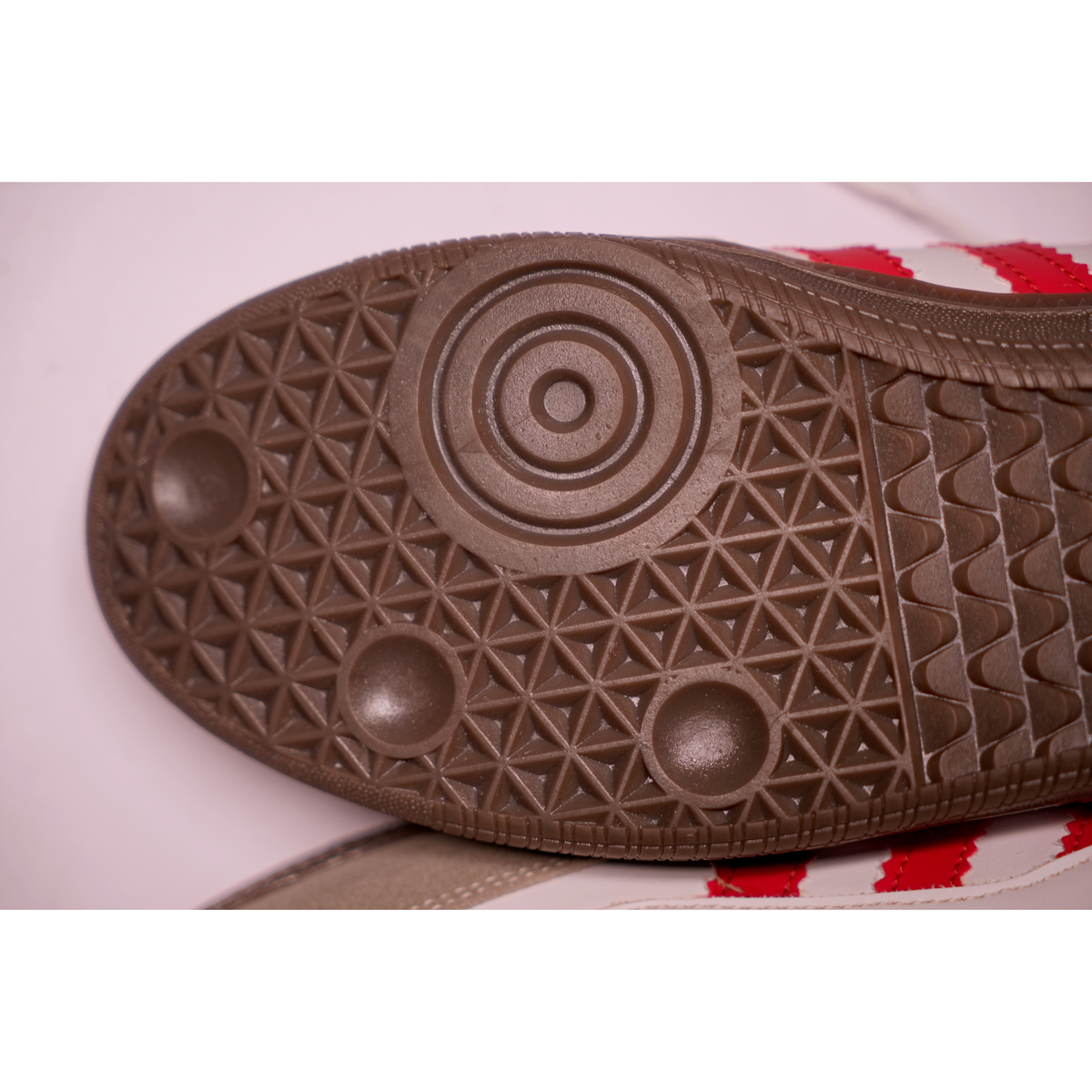 Adidas Samba OG (red stripe colour)